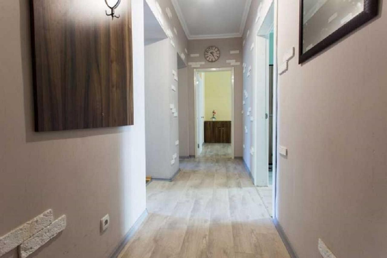 Apartments City Center Kharkiv Extérieur photo