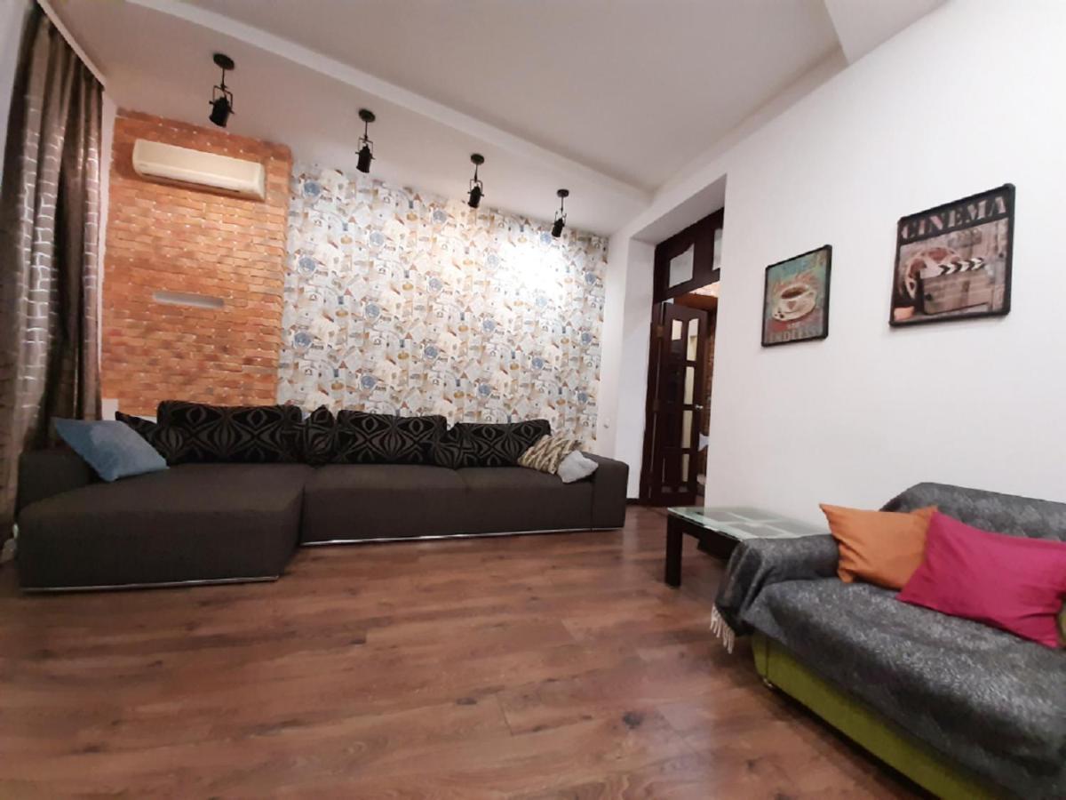 Apartments City Center Kharkiv Extérieur photo