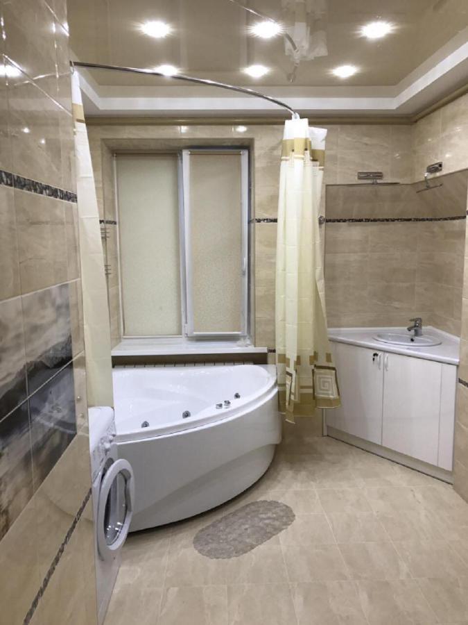 Apartments City Center Kharkiv Extérieur photo